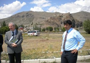 Pasinler'e Akasya Vadisi